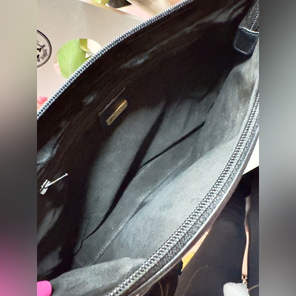 Vintage Gucci Black Leather Clutch - Picture 6 of 14